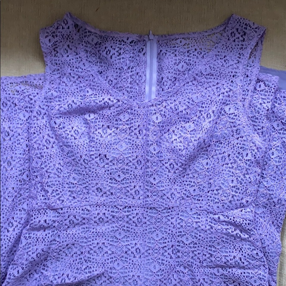 Lavender lace sleeveless dress
